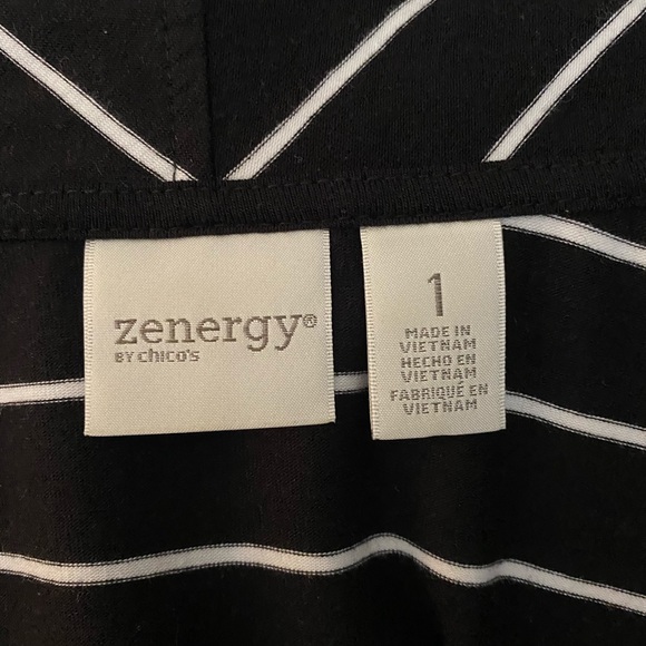 Chico’s Zenergy SZ 1/M Black and White Stripe Flyway Cardigan - Picture 7 of 9